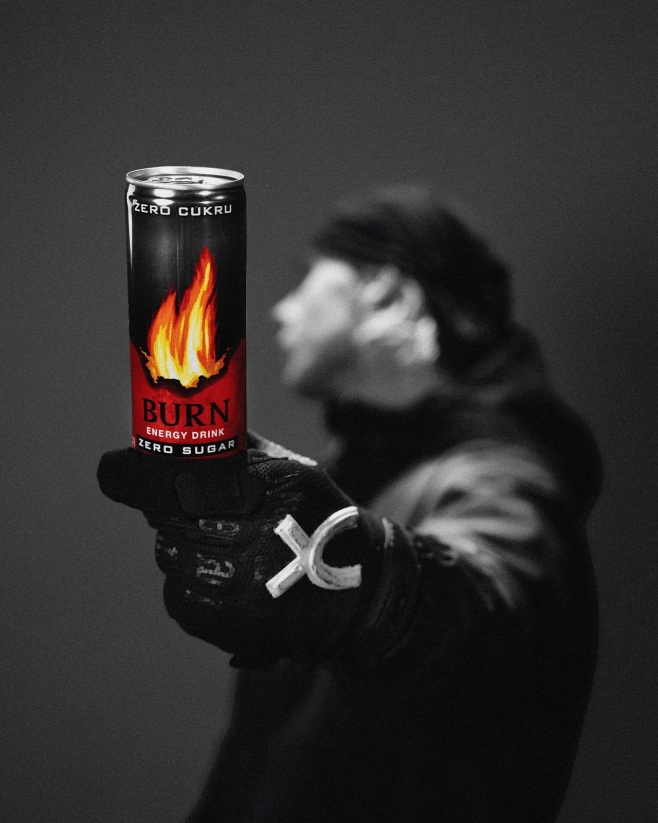 Kinny Zimmer ambasadorem Burn Energy