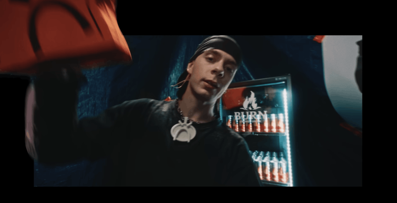 Kinny Zimmer ambasadorem Burn Energy