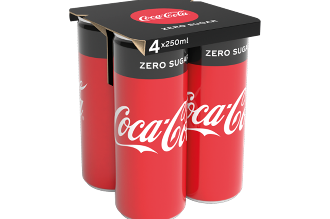 Coca‑Cola rezygnuje ze zbiorczych opakowań foliowych na puszki